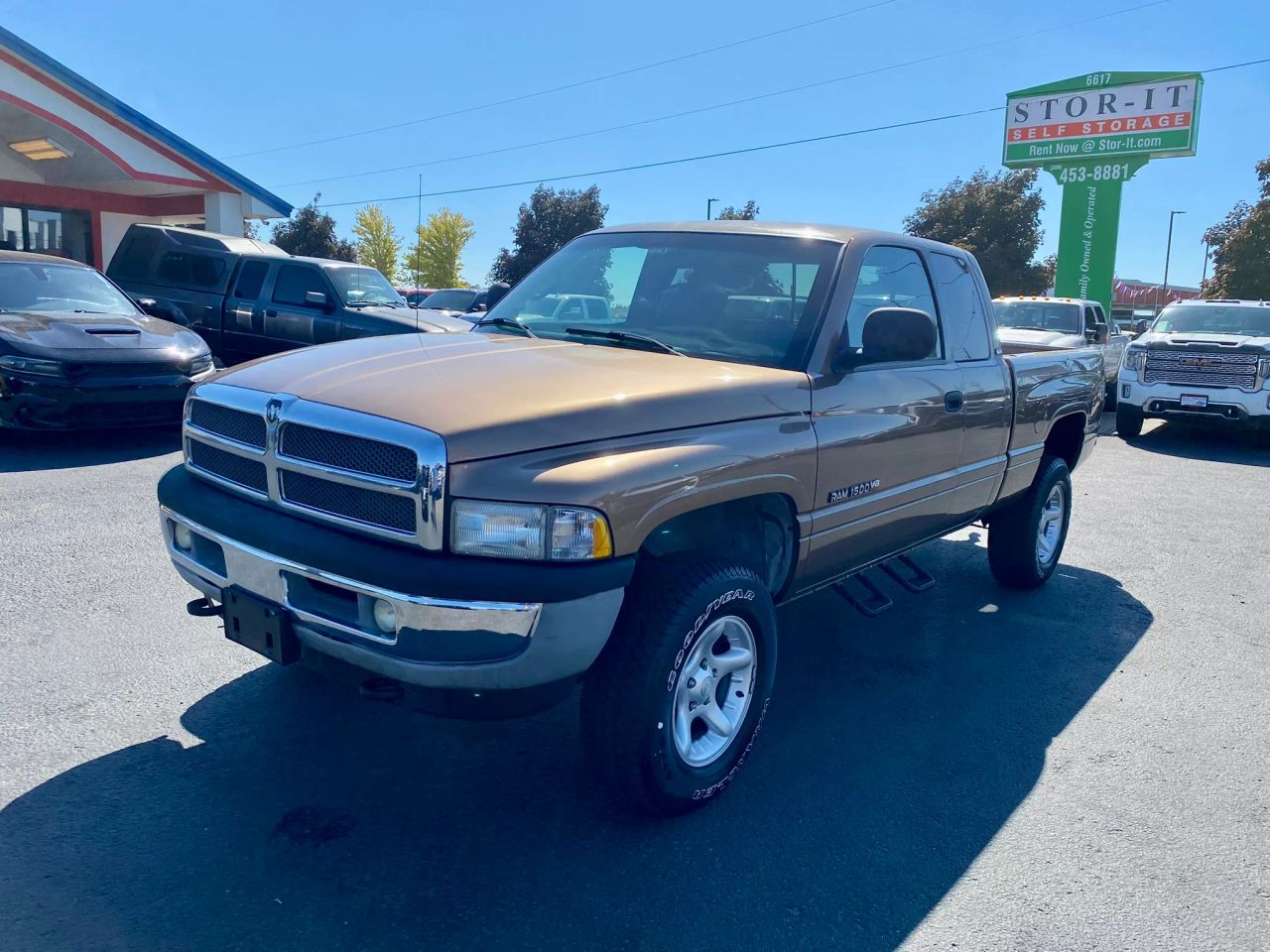 dodge ram pickup 2001 3B7HF13Z21G217192 image dodge ram pickup 2001 3B7HF13Z21G217192 image